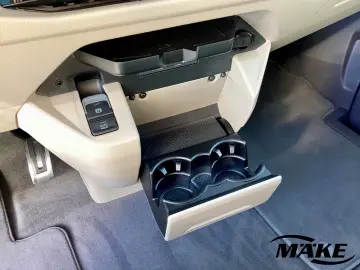 Volkswagen T7 Multivan 75 Jahre Bulli 2.0 TDI DSG LÜ
