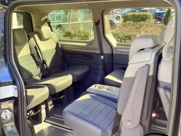 Volkswagen T7 Multivan 75 Jahre Bulli 2.0 TDI DSG LÜ