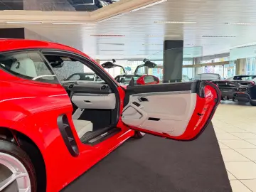 PORSCHE Cayman 718 ACC PDLS  SportChrono