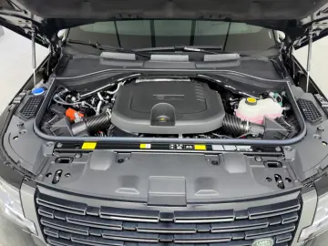 Land Rover Range Rover D350 Autobiography
