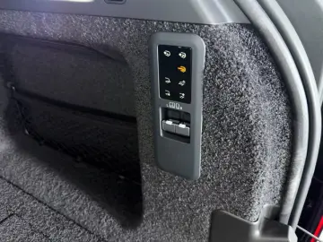 Land Rover Range Rover D350 Autobiography