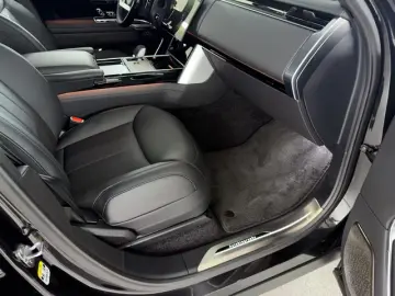 Land Rover Range Rover D350 Autobiography
