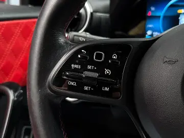 Mercedes-Benz CLA 200d