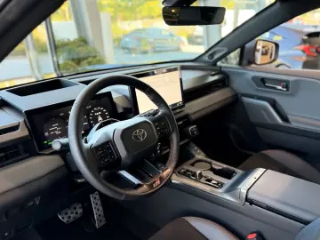 Toyota RAV4 GR 4X4 - MY2027