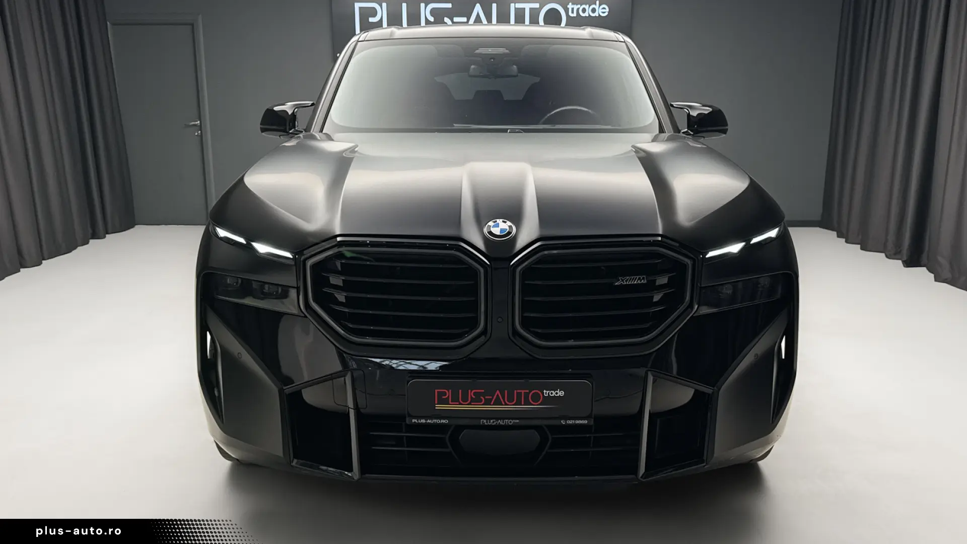 BMW XM 653HP B&W 360