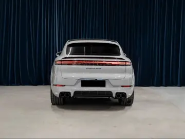 Porsche Cayenne Coupe GTS - Burmester - HUD - AWS