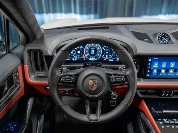 Porsche Cayenne Coupe GTS - Burmester - HUD - AWS