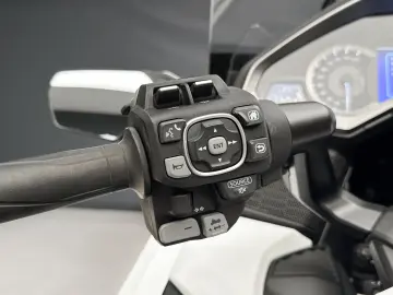 Honda GoldWing Tour MY2024