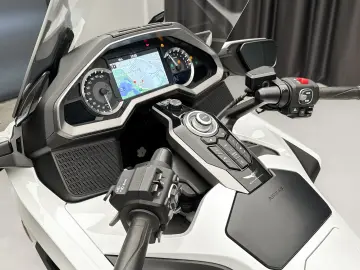 Honda GoldWing Tour MY2024
