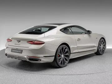 Bentley Continental GT Mulliner V8 Hybrid