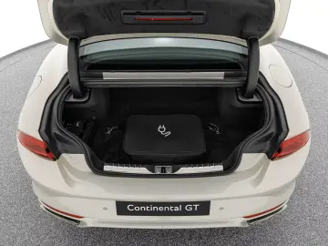Bentley Continental GT Mulliner V8 Hybrid