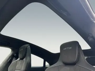 Porsche Taycan GTS