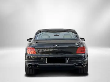Bentley Flying Spur V8 Hybrid - MY2026