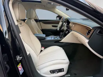 Bentley Flying Spur V8 Hybrid - MY2026