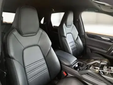 PORSCHE PORSCHE CAYENNE 3.0 V6 E-HYBRID AUTO SUV