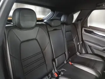PORSCHE PORSCHE CAYENNE 3.0 V6 E-HYBRID AUTO SUV
