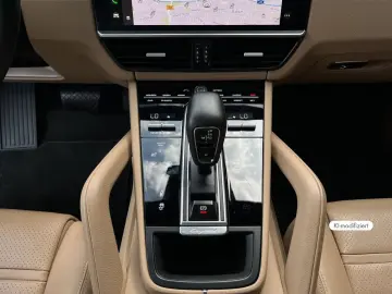 PORSCHE Cayenne E-Hybrid Luftfederung BOSE PDCC Sportabg