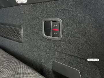 PORSCHE Cayenne E-Hybrid Luftfederung BOSE PDCC Sportabg