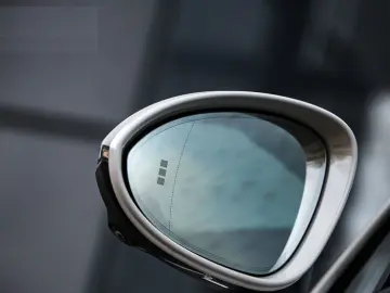 PORSCHE Cayenne Coupé LUFT PANO ACC VENT BOSE 360