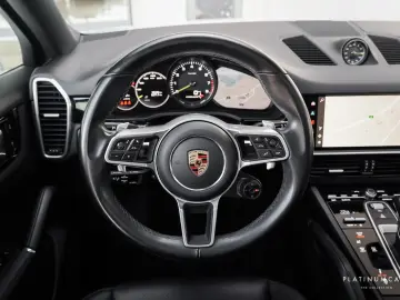 PORSCHE Cayenne E-Hybrid Coupe 462hp   Pano
