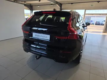 VOLVO XC60 B5 Plus Black Edition AWD BLIS AHK Nappa