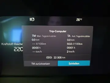 VOLVO XC60 B5 Plus Black Edition AWD BLIS AHK Nappa