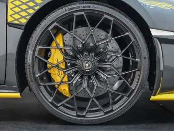 Lamborghini Huracán STO