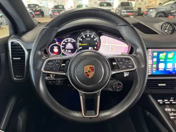 PORSCHE Cayenne E-Hybrid   PAN LED ACC SHZ APP Sp.Chrono