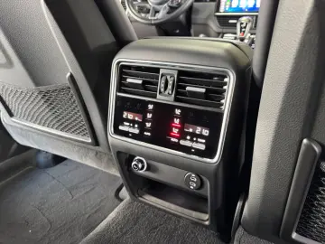 PORSCHE Cayenne E-Hybrid   PAN LED ACC SHZ APP Sp.Chrono