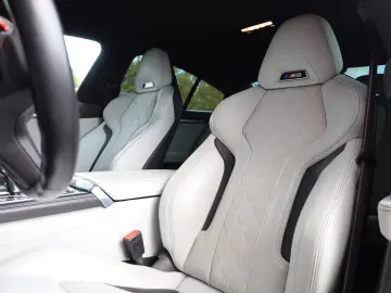 BMW M8 Competition xDrive GranCoupé 360  HUD H&K R20