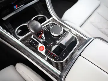 BMW M8 Competition xDrive GranCoupé 360  HUD H&K R20