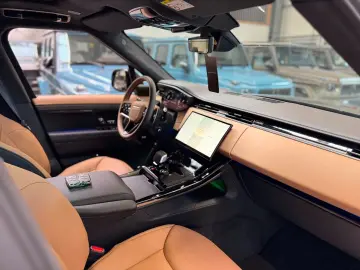 Land Rover Range Rover Sport D350 Autobiography