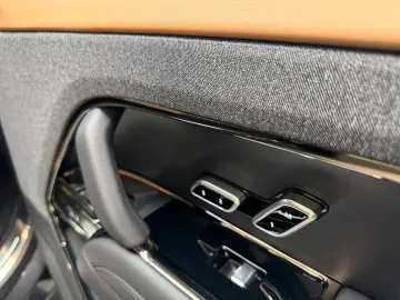 Land Rover Range Rover Sport D350 Autobiography