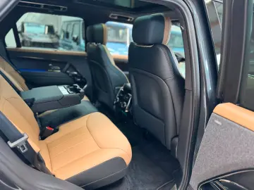 Land Rover Range Rover Sport D350 Autobiography