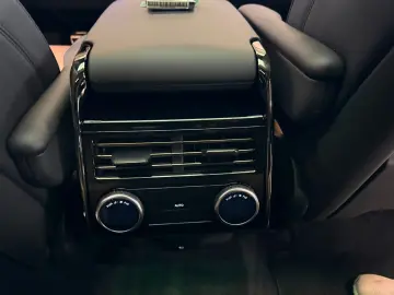 Land Rover Range Rover Sport D350 Autobiography