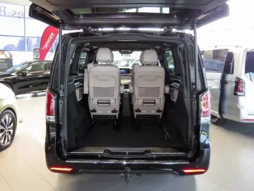MERCEDES-BENZ V 300d Avantgarde 4x4 lang AMG Standhz…