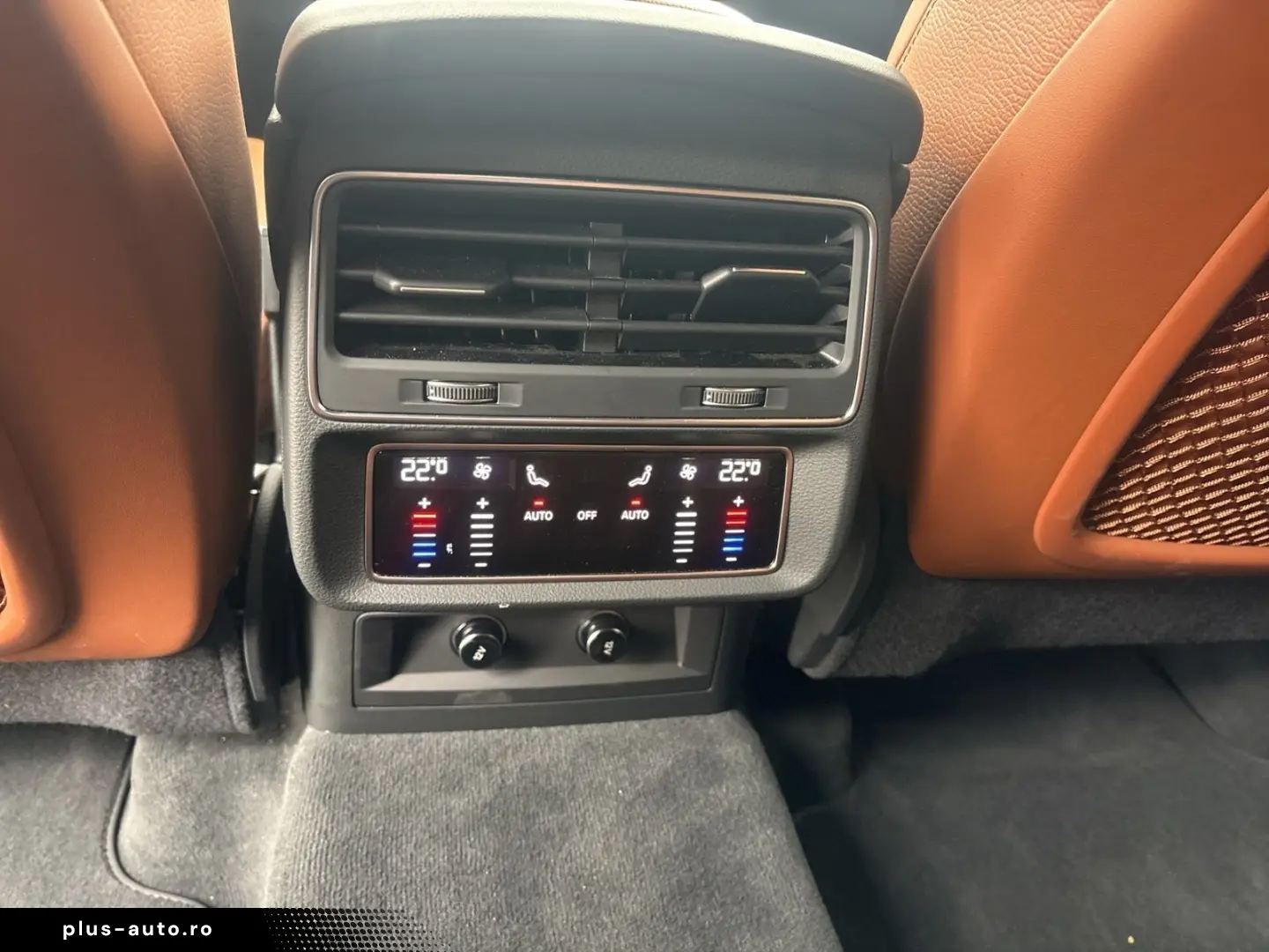 AUDI Q8 în leasing operațional MOOV