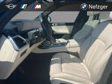 BMW X7 xDrive40d M Sport Pro Soft-Close AHK Massage
