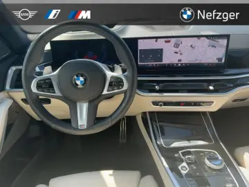 BMW X7 xDrive40d M Sport Pro Soft-Close AHK Massage