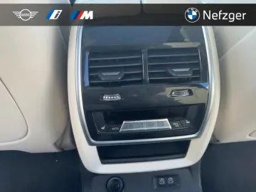 BMW X7 xDrive40d M Sport Pro Soft-Close AHK Massage