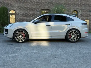 PORSCHE Cayenne S Coupe SPORTDESIGN- ABGAS BOSE 22 RS SO