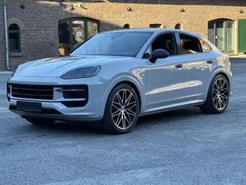 PORSCHE Cayenne S Coupe SPORTDESIGN- ABGAS BOSE 22 RS SO
