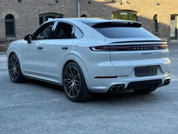 PORSCHE Cayenne S Coupe SPORTDESIGN- ABGAS BOSE 22 RS SO