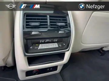 BMW X7 40D xDrive Pano H&K Standheizung Massage Soft