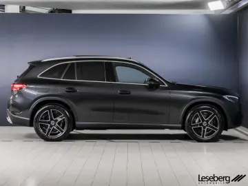 MERCEDES-BENZ GLC 200 4M AMG Adv  Pano Distron AHK K…