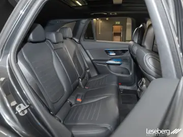 MERCEDES-BENZ GLC 200 4M AMG Adv  Pano Distron AHK K…