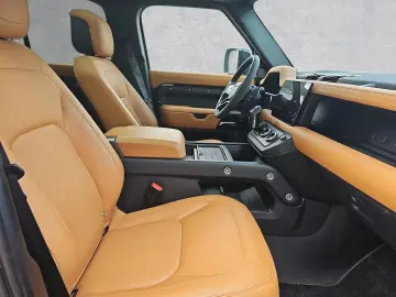 LAND ROVER Defender 110 P525 AWD V8