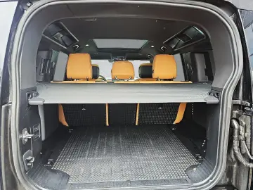 LAND ROVER Defender 110 P525 AWD V8