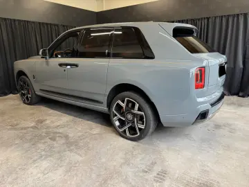 Rolls-Royce Cullinan Black Badge - MY2026