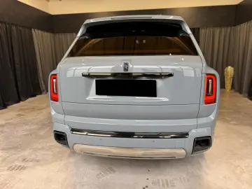Rolls-Royce Cullinan Black Badge - MY2026